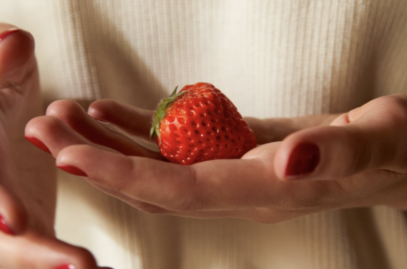 Perfecting The Indoor Strawberry: Vertical Farmer Oishii Lands $50M Series A